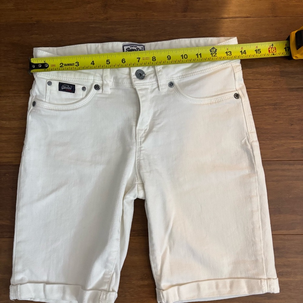 Superdry White Stretch Denim Bermuda Shorts Size 26 - Picture 2 of 6